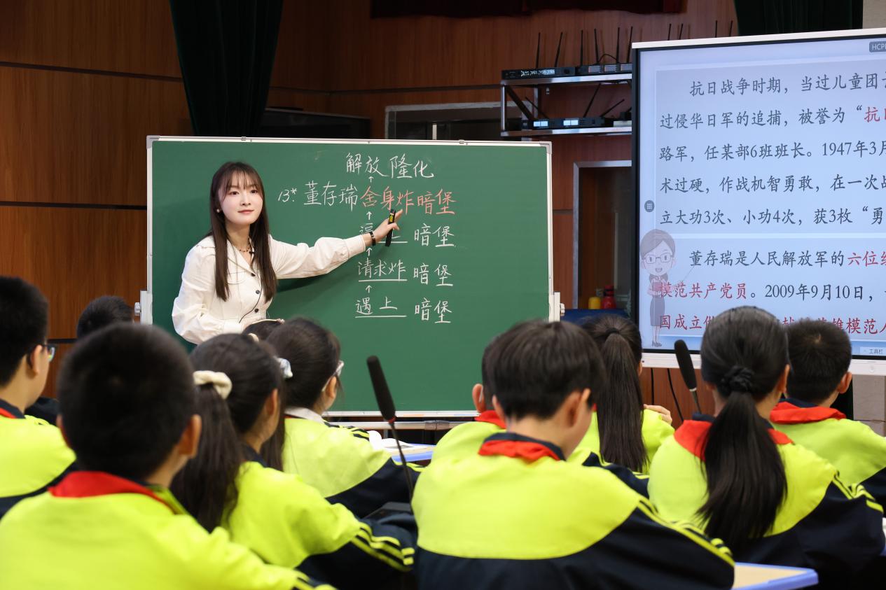 1744797057735278.jpg 1744797057735278.jpg